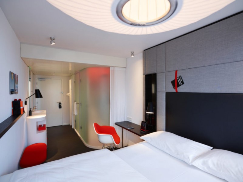Отель CitizenM Gare de Lyon в Париже