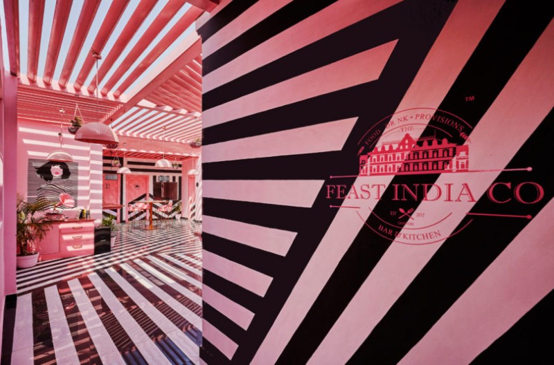 Интерьер индийского ресторана The Pink Zebra (Feast India Co.)