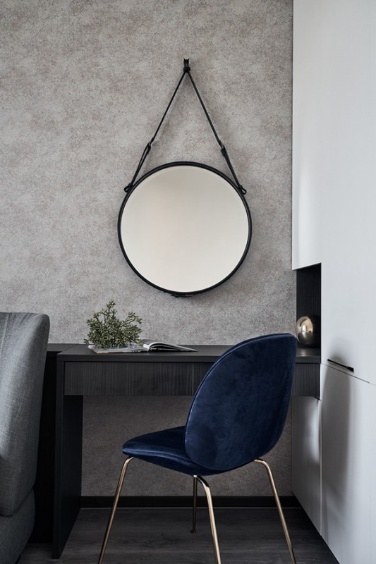 Интерьер в темных тонах Интерьер в темных тонах