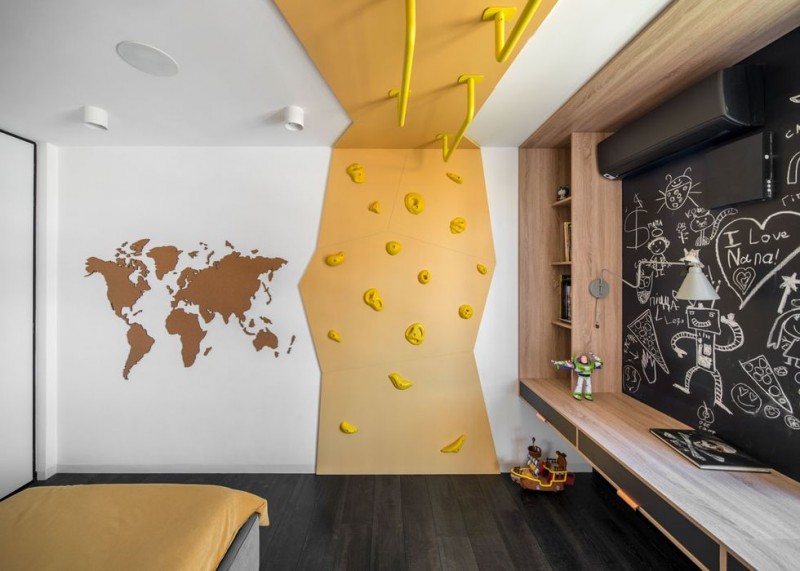 Стеклянные стены для зонирования киевской квартиры Стеклянные стены для зонирования киевской квартиры