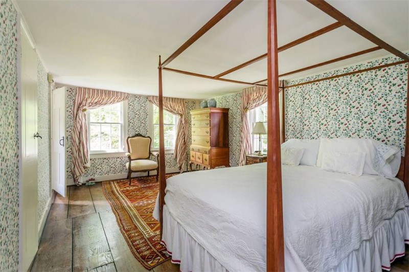 Колониальное старинное поместье в Коннектикуте