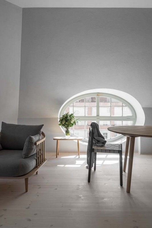 Квартира в мансарде многоквартирного дома 1911 года постройки в Кракове