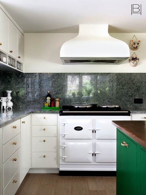 Эклектичный интерьер коттеджа в Суссексе, Англия Эклектичный интерьер коттеджа в Суссексе, Англия