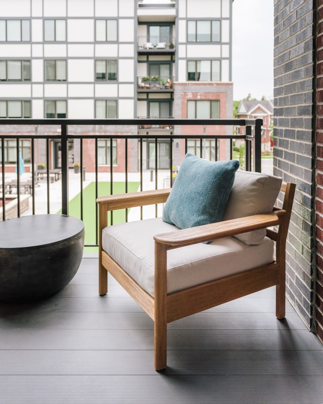 Стильный интерьер квартиры в Даунерс-Гроув, штат Иллинойс