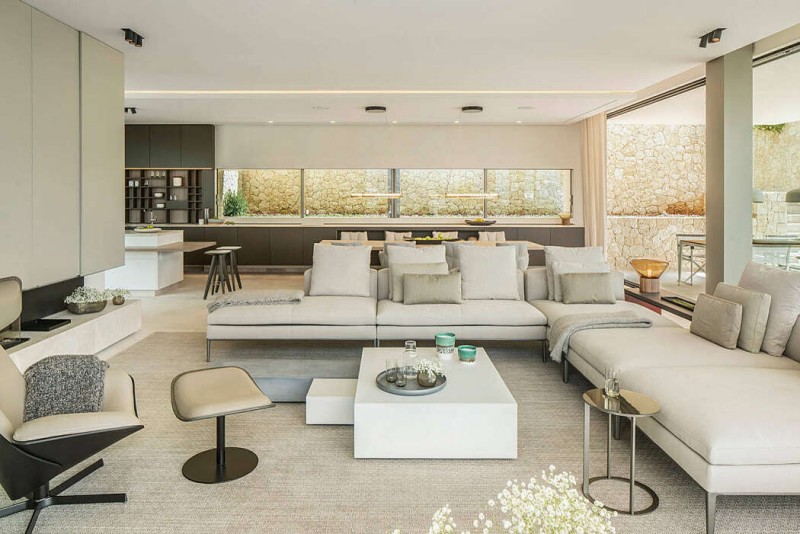 Двухэтажная вилла на Майорке Двухэтажная вилла на Майорке