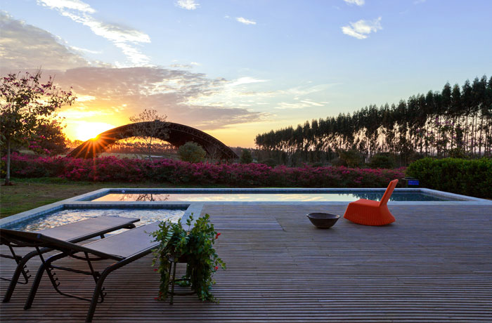 Красочный интерьер с этническими мотивами в бразильских апартаментах Красочный интерьер с этническими мотивами в бразильских апартаментах