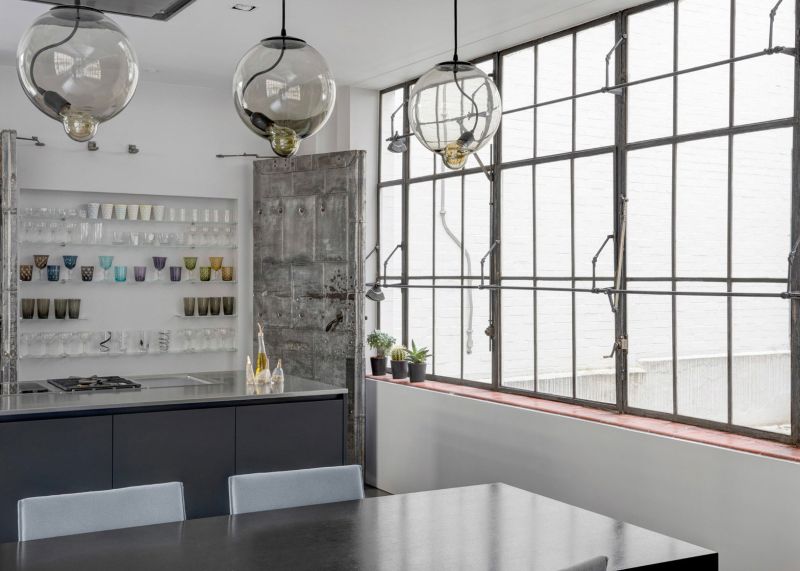 Изысканный интерьер лондонских апартаментов, находящихся в старом складе