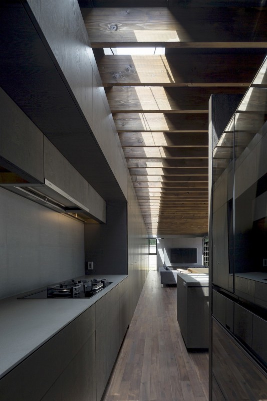 Минималистичный дом, расположенный в Тибе, Япония Минималистичный дом, расположенный в Тибе, Япония