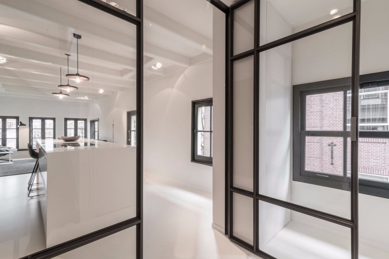 Минималистский дизайн амстердамской квартиры