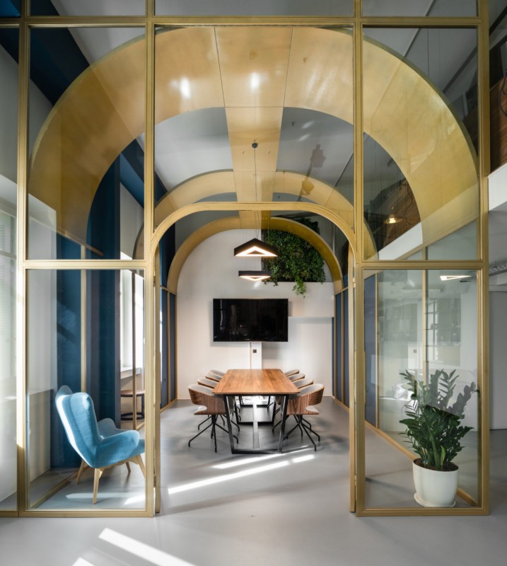 Офис с видом на Акрополь в центре Афин, Греция