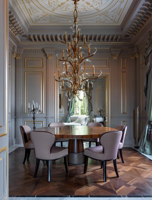 Особняк в неоклассическом стиле Особняк в неоклассическом стиле