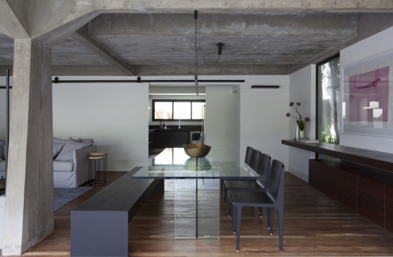 Интерьер с элементами индустриального стиля Интерьер с элементами индустриального стиля