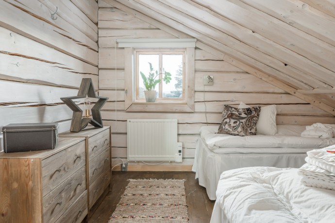 Деревенский бревенчатый дом на горнолыжном курорте Тандадален в Швеции