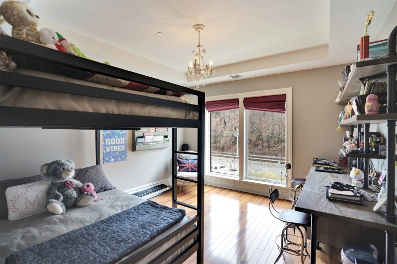 Интерьер роскошных просторных апартаментов