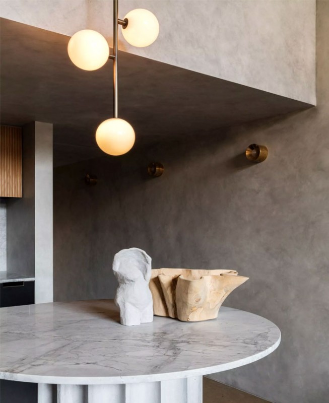 Интерьер стильного лофта с эстетикой брутализма