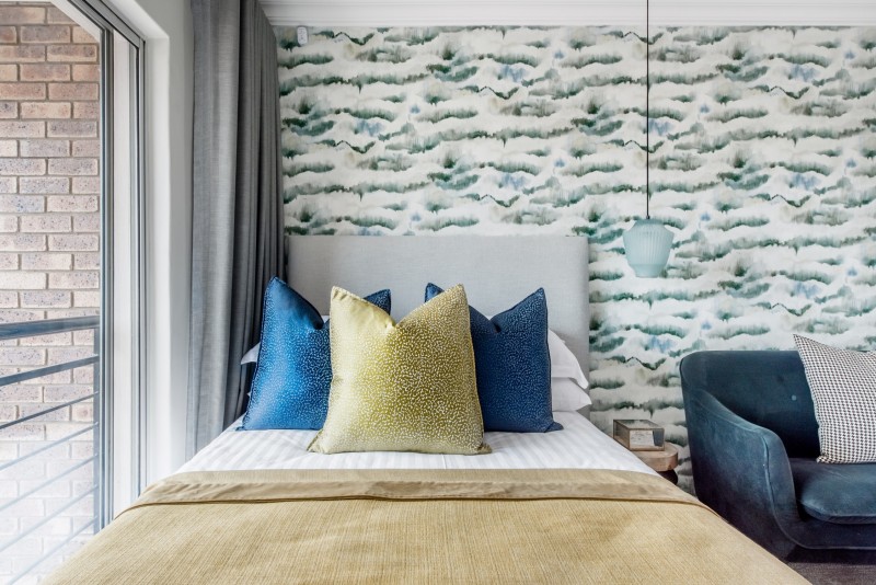 Наполненный светом свежий интерьер студии в Мидранде, ЮАР