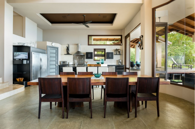 Тропическая вилла, построенная на скале среди джунглей в Коста-Рике Тропическая вилла, построенная на скале среди джунглей в Коста-Рике