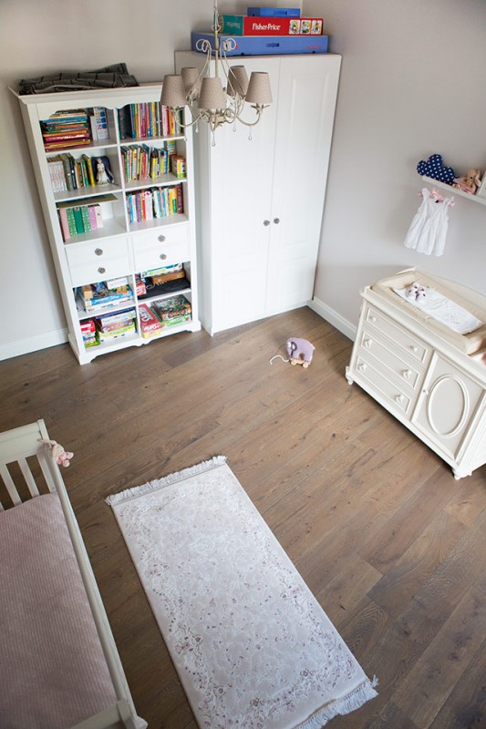 Интерьер богемной квартиры для семейной пары с детьми