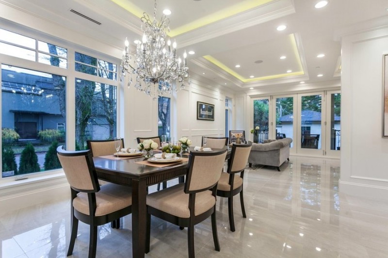 Интерьер квартиры в неоклассическом стиле