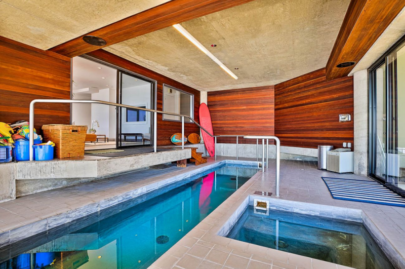 Пляжный дом в Малибу с панорамным видом на Тихий океан Пляжный дом в Малибу с панорамным видом на Тихий океан