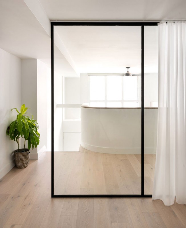 Превращение старой заброшенной церкви в Торонто в минималистичный дом в стиле лофт Превращение старой заброшенной церкви в Торонто в минималистичный дом в стиле лофт