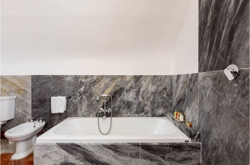 Резиденция постройки XVI века на Сицилии