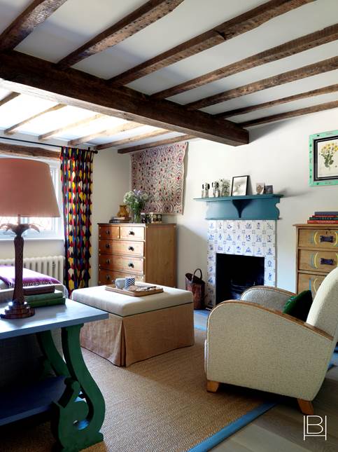 Эклектичный интерьер коттеджа в Суссексе, Англия Эклектичный интерьер коттеджа в Суссексе, Англия