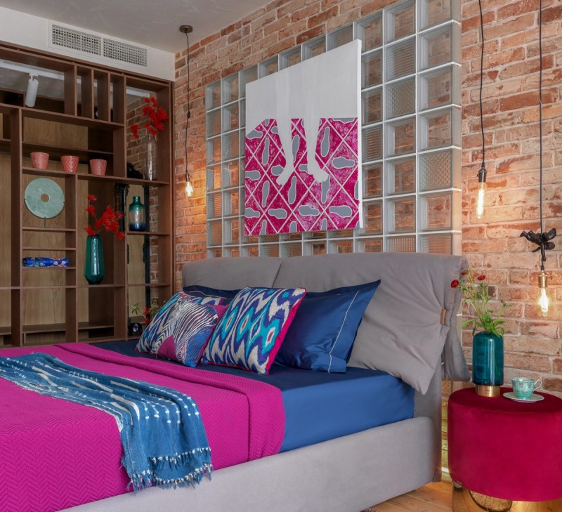 Красочный причудливый интерьер в таунхаусе Красочный причудливый интерьер в таунхаусе