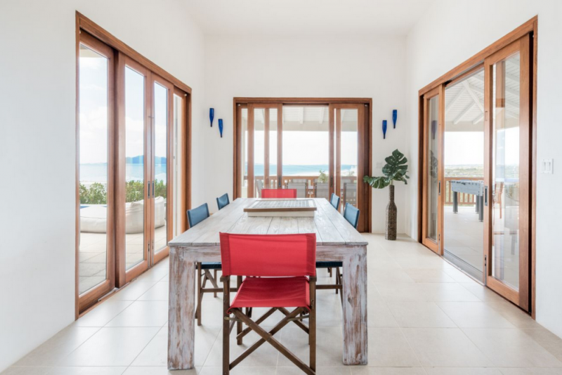 Приморская вилла в Ангилье Приморская вилла в Ангилье