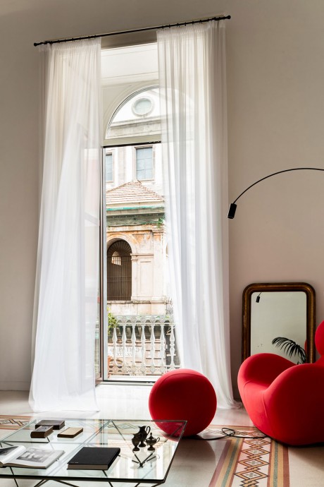 Квартира в палаццо XIX века в Неаполе, Италия