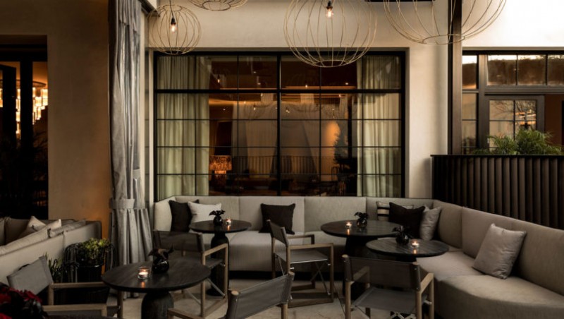 Отель La Peer, расположенный в процветающем дизайнерском районе Западного Голливуда