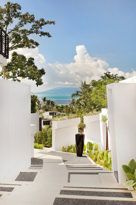 Отель W Retreat Koh Samui на курорте Маенам, Таиланд