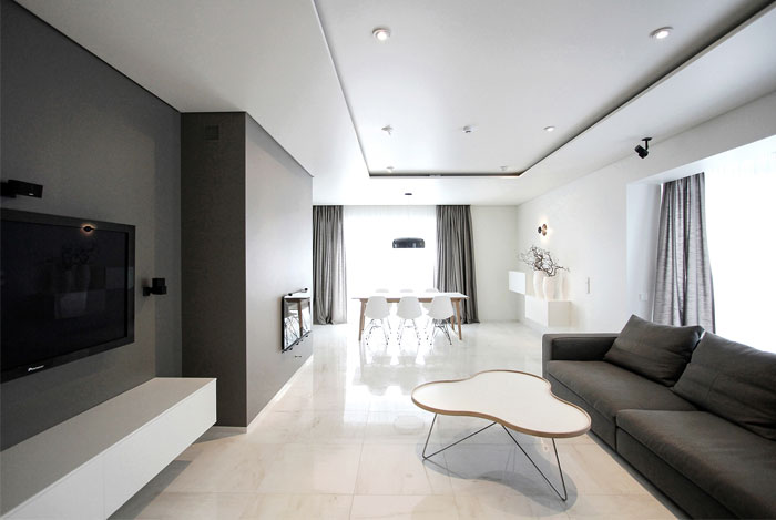 Минималистичный стиль и доминирующий белый цвет в интерьере дома в Клайпеде Минималистичный стиль и доминирующий белый цвет в интерьере дома в Клайпеде