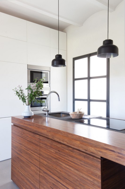 Апартаменты Ciutat Vella, разработанные для голландской пары