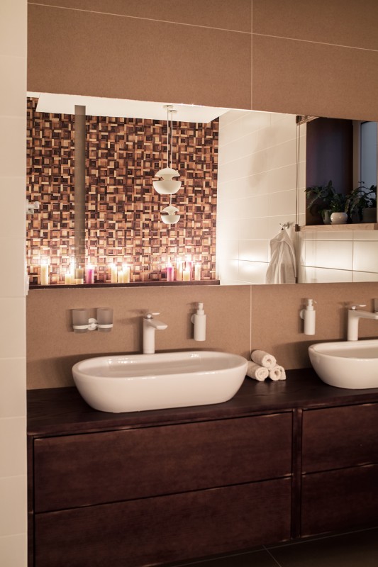 Необычные элементы декора и система освещения в загородном доме Необычные элементы декора и система освещения в загородном доме