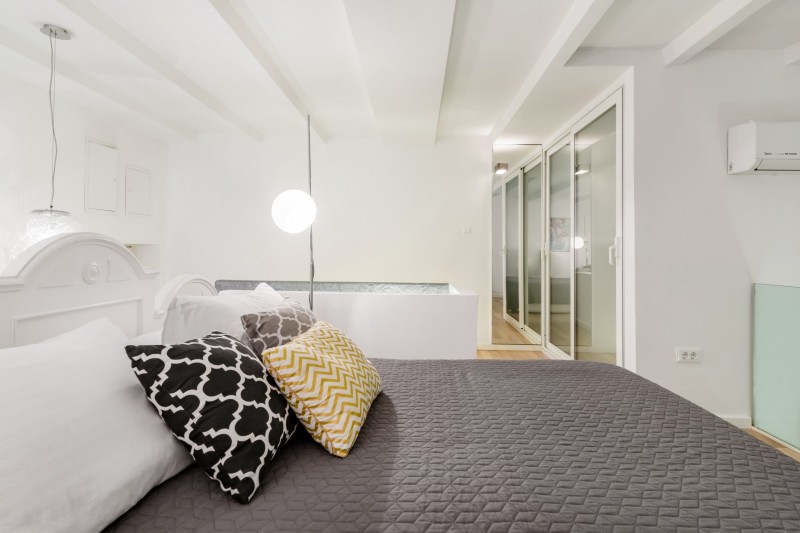 Яркий интерьер квартиры в городе Сплит, Хорватия Яркий интерьер квартиры в городе Сплит, Хорватия