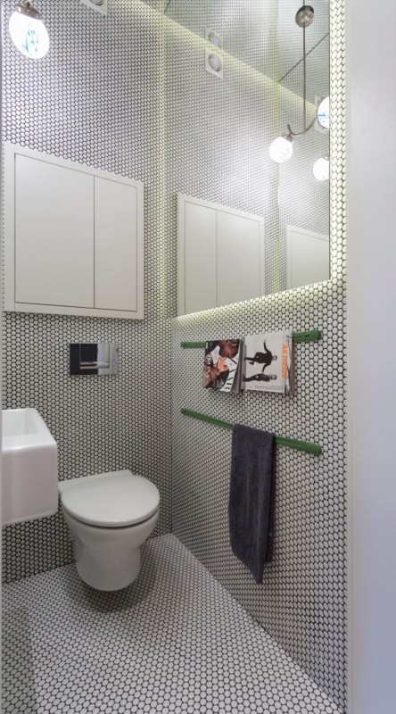 Квартира, расположенная в здании 19-го века в центре Варшавы, Польша Квартира, расположенная в здании 19-го века в центре Варшавы, Польша