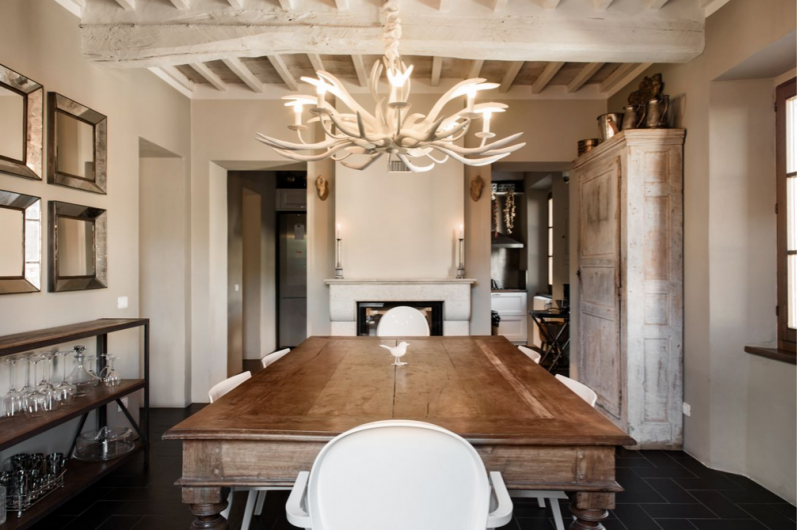 Старинное палаццо в Тоскане, Италия Старинное палаццо в Тоскане, Италия