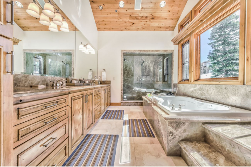 Сводчатое современное шале в штате Юта Сводчатое современное шале в штате Юта