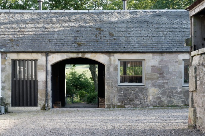 Каменный дом XVIII века в Шотландии