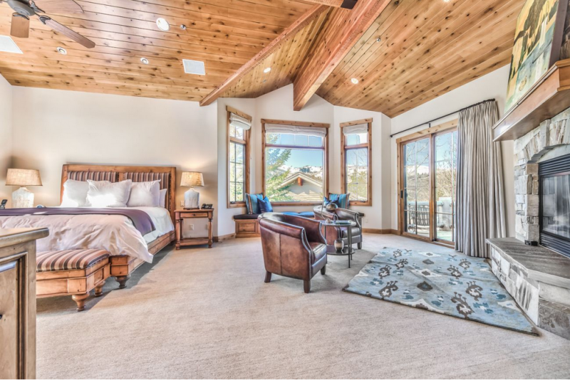 Сводчатое современное шале в штате Юта Сводчатое современное шале в штате Юта