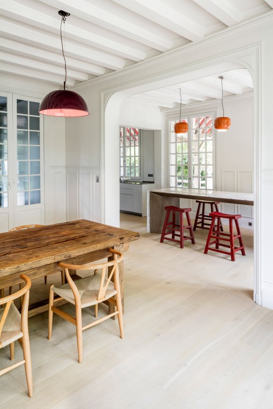 Дом в пригороде Парижа, построенный в конце XIX века Дом в пригороде Парижа, построенный в конце XIX века