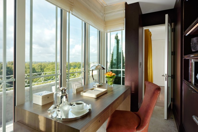 Отель The Dorchester в Лондоне