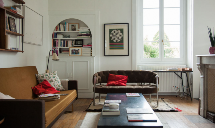 Дом дизайнера Марин Палаер в пригороде Лиона, Франция