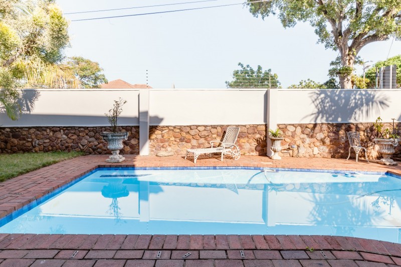 Оформление апартаментов в серых тонах в Дурбан-Норд, ЮАР Оформление апартаментов в серых тонах в Дурбан-Норд, ЮАР