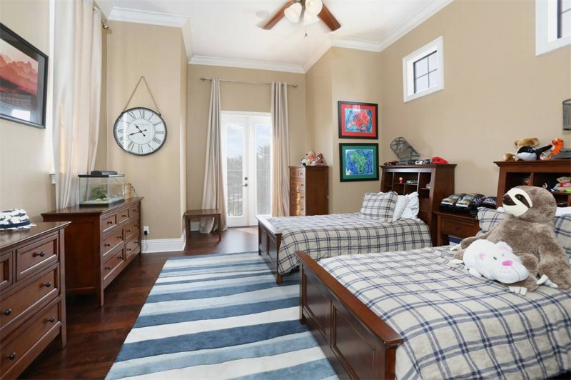 Роскошный особняк в Сорренто, штат Флорида Роскошный особняк в Сорренто, штат Флорида