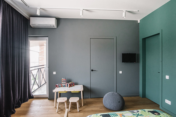 Интерьер двухэтажной квартиры для молодой семьи с ребенком