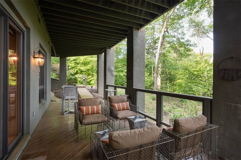 Особняк с красивым видом на горы в Северной Каролине Особняк с красивым видом на горы в Северной Каролине