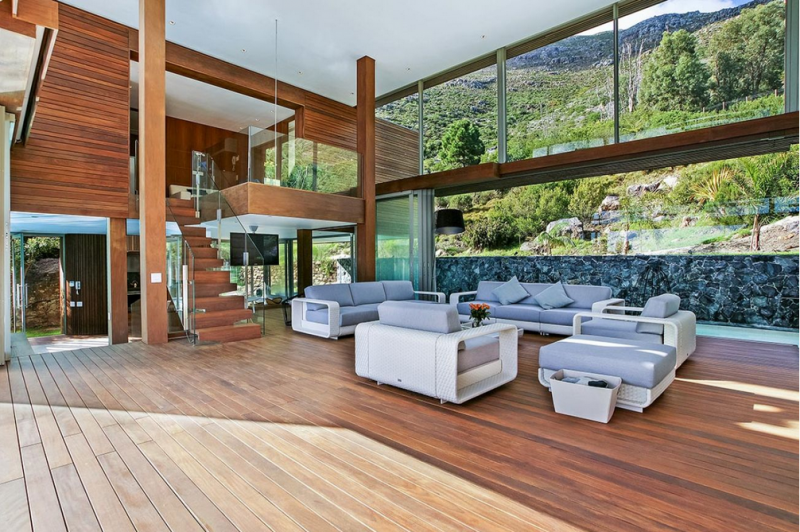 Тропический модернизм в Хаут-Бей, ЮАР Тропический модернизм в Хаут-Бей, ЮАР