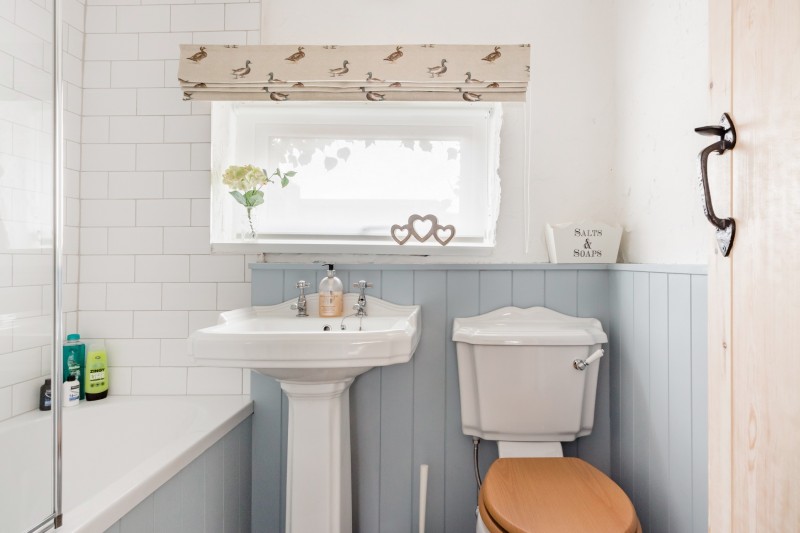 Уютный одноэтажный коттедж в Пейнтоне, Великобритания